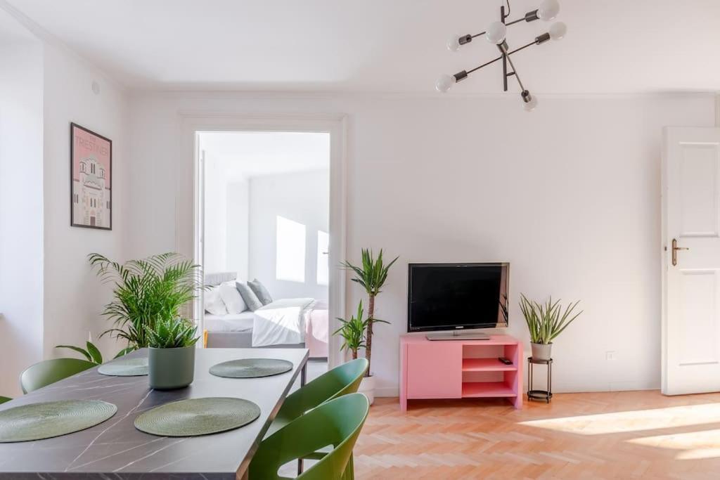 Stylish Apartment - Casa Leone - Center Trieste Exteriör bild